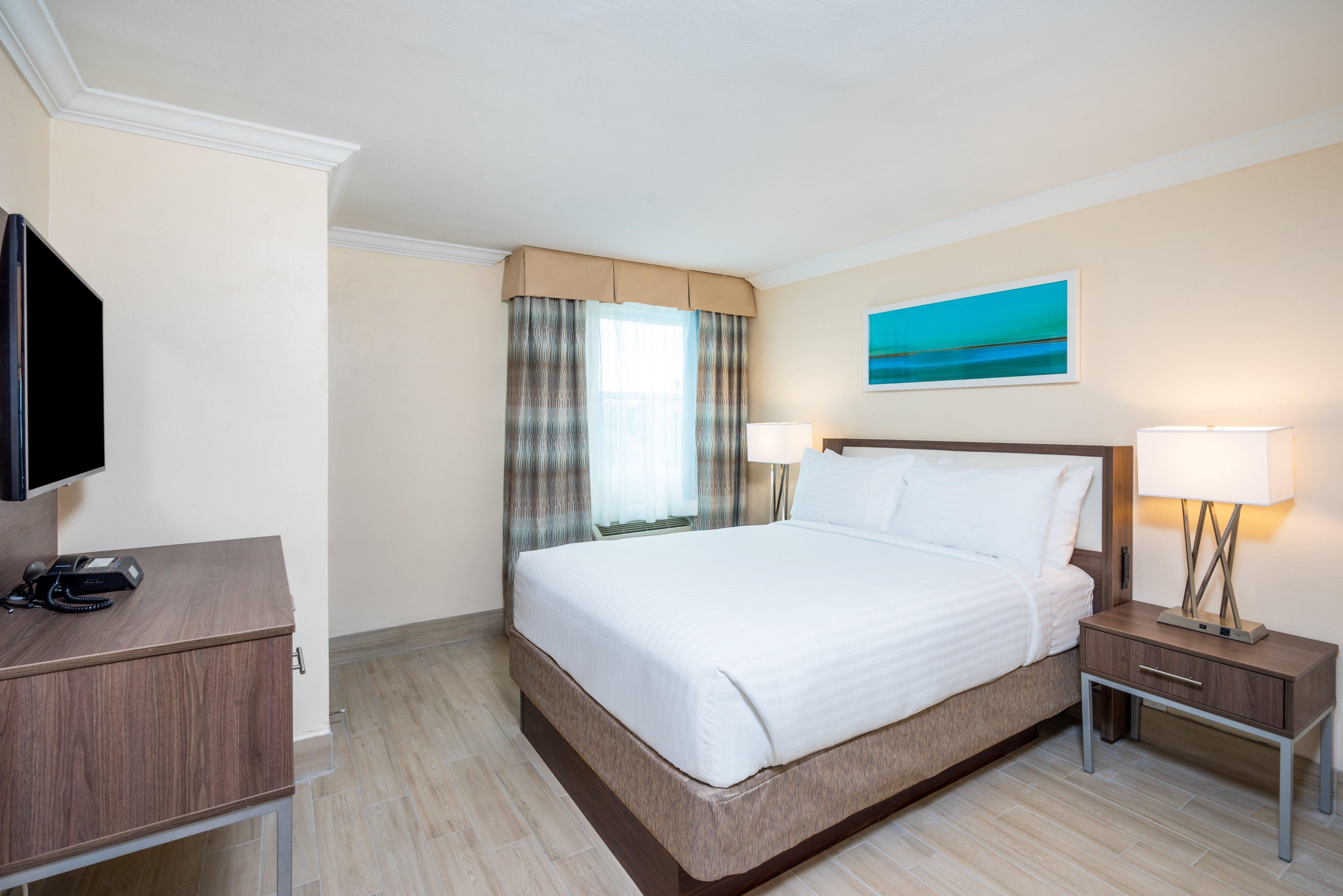 Holiday Inn Express & Suites Nassau By Ihg Exterior photo